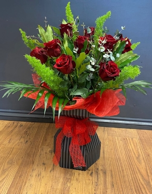 Ultimate love lux aqua box