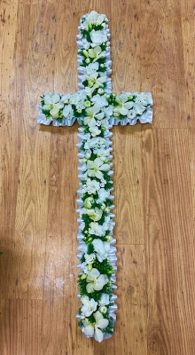 Luxury white mixed flower cross