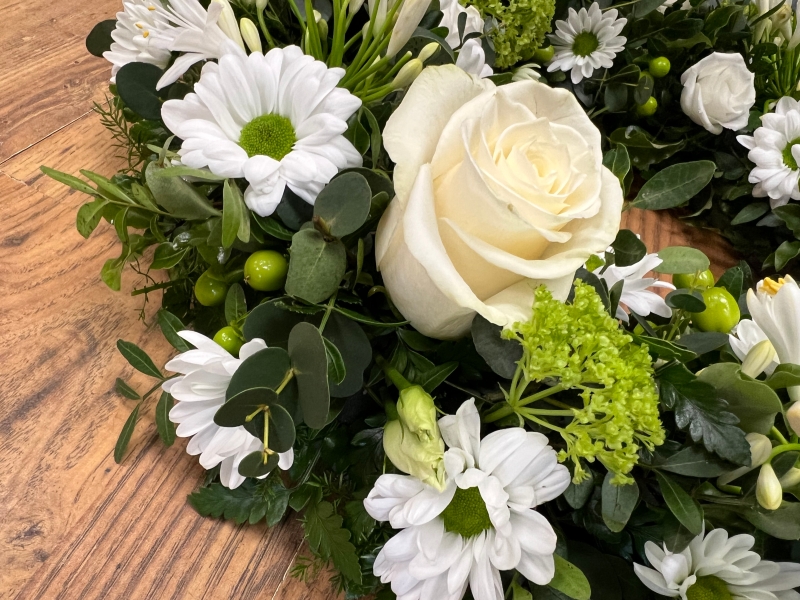 Luxury White Wreath