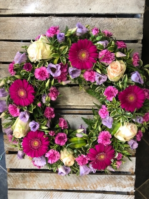 Shades mixed wreath