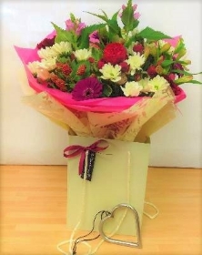 Florist choice valentine Handtied