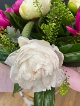 mixed peony vase