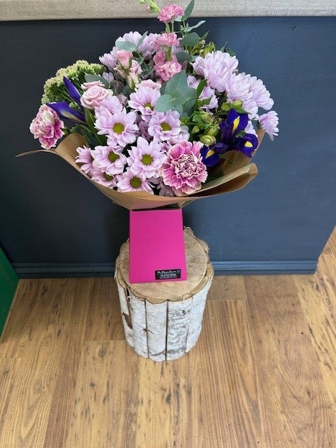 Florist choice essentials aqua pack