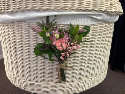 Tied bunch casket decoration