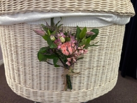 Tied bunch casket decoration