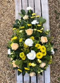 Yellow & Cream Single Ended Spray